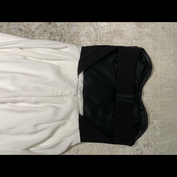 Black leather corset jumpsuit - Picture 6 of 8